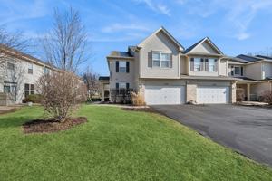 featured image of 2326 Sunshine Ln