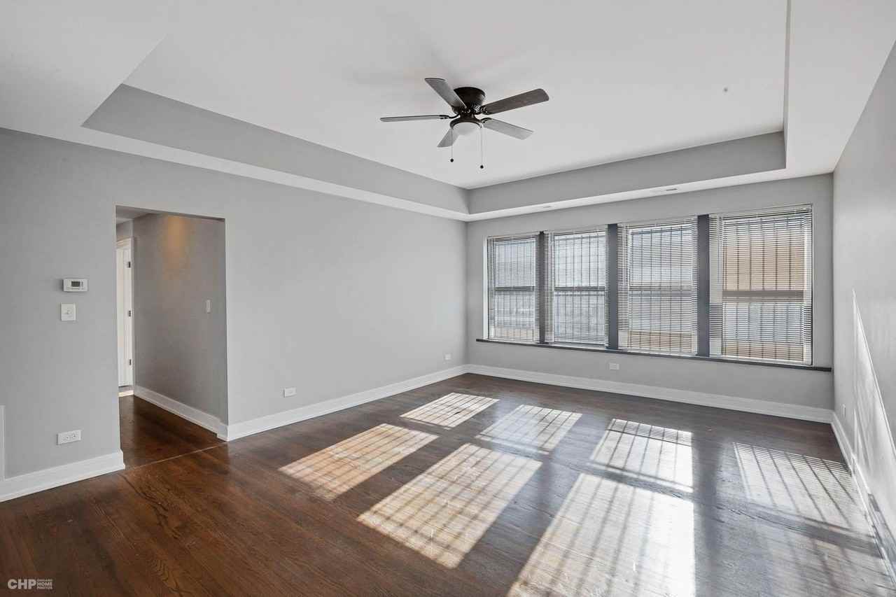 4359 S King Dr Apt 3 - Photo 6 of 17