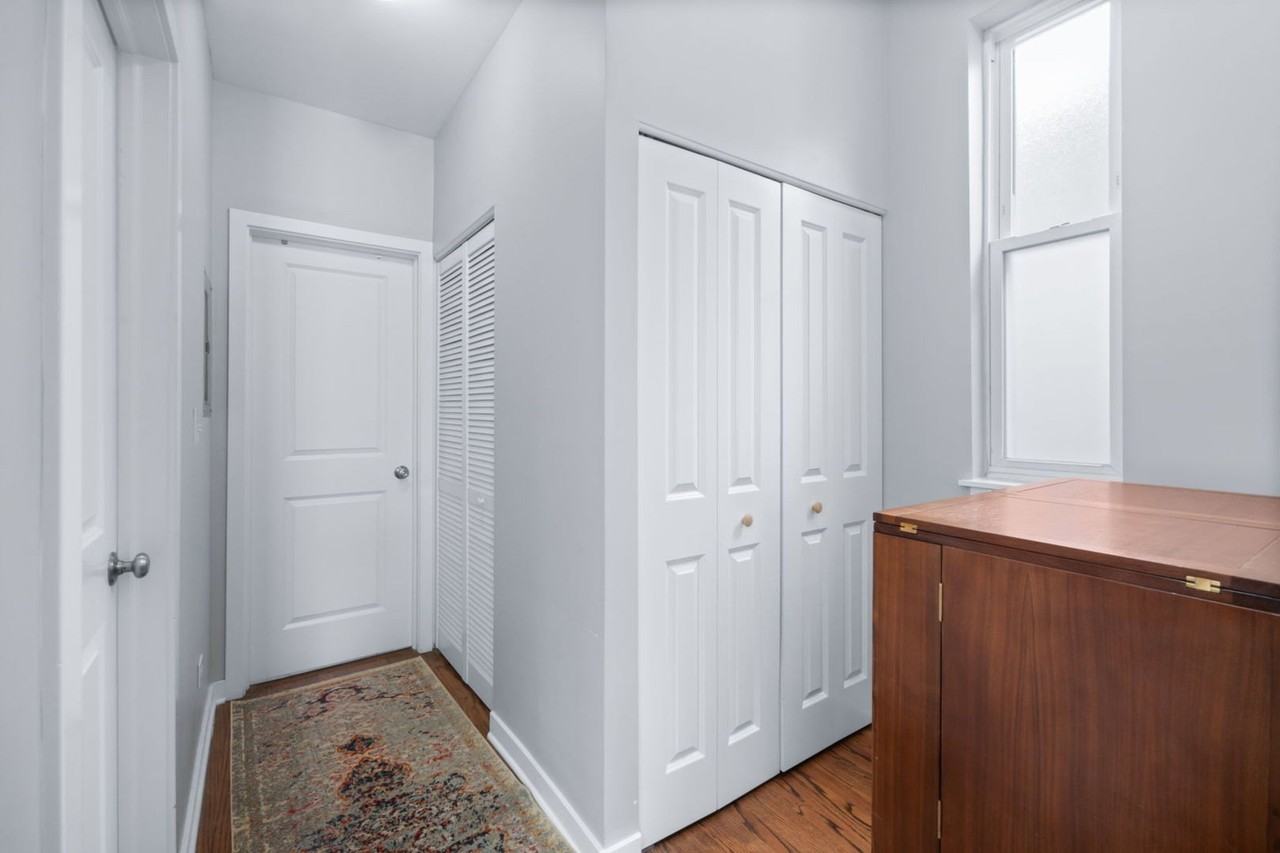 1644 N Hermitage Ave Unit 2f - Photo 7 of 21