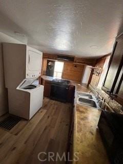 1374 Rock Ridge Way - Photo 4 of 9