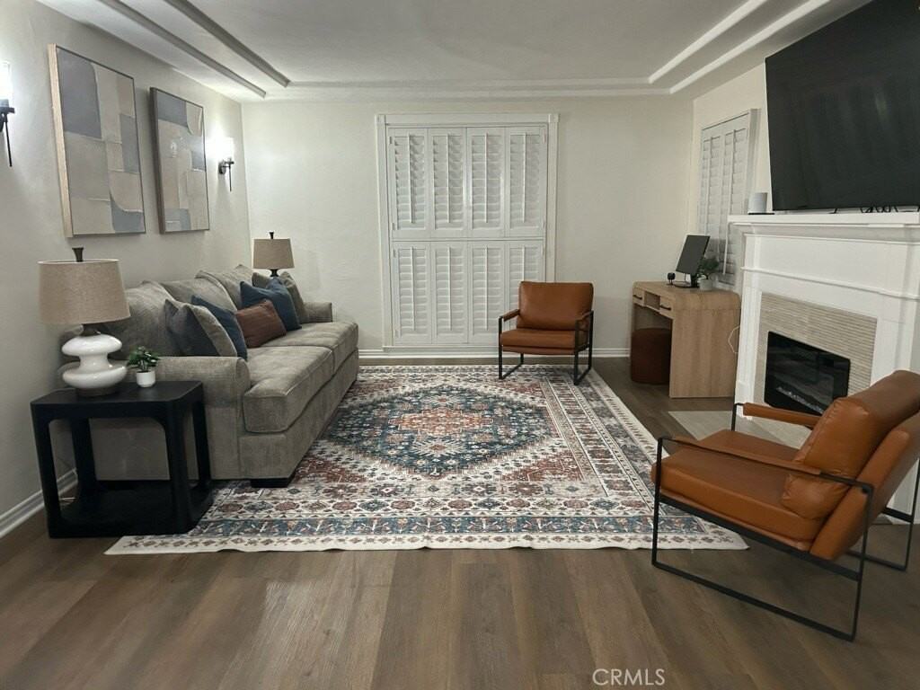 8202 S 3rd Ave - Photo 2 of 5