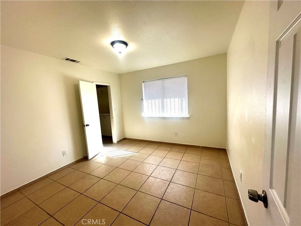 10918 Maya St - Photo 6 of 24