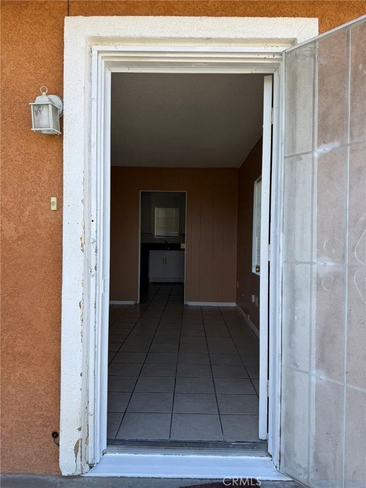 44527 Date Ave - Photo 2 of 17