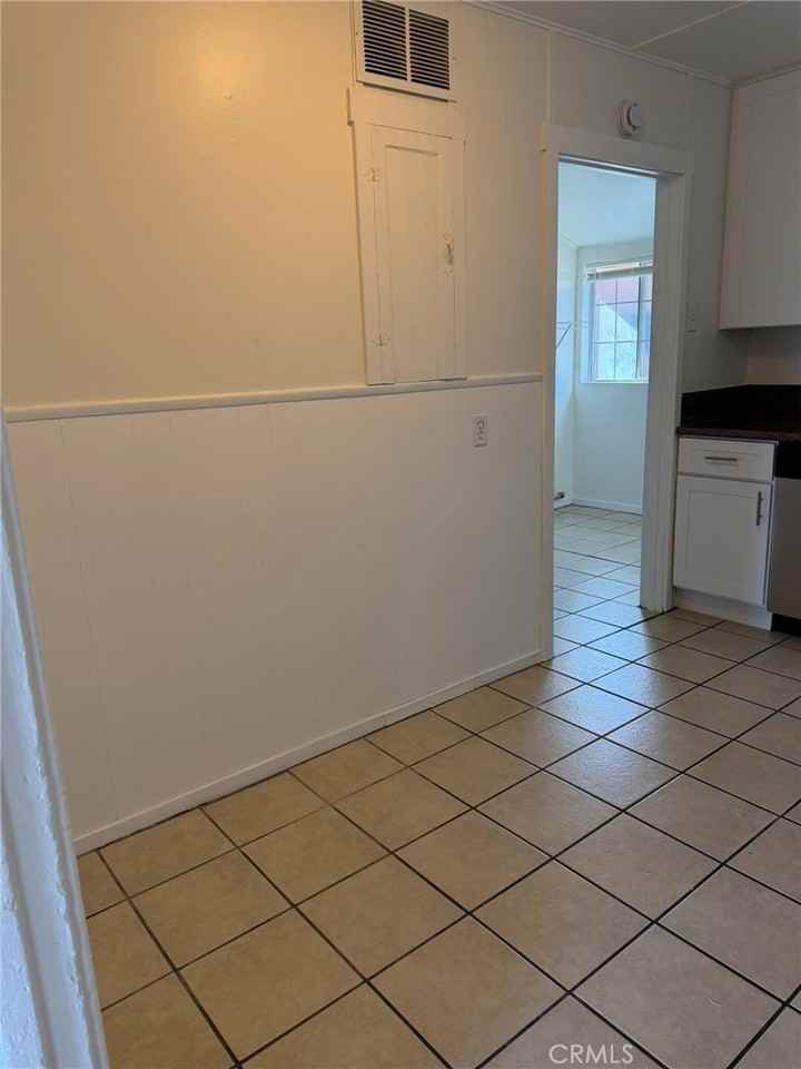 44527 Date Ave - Photo 7 of 17