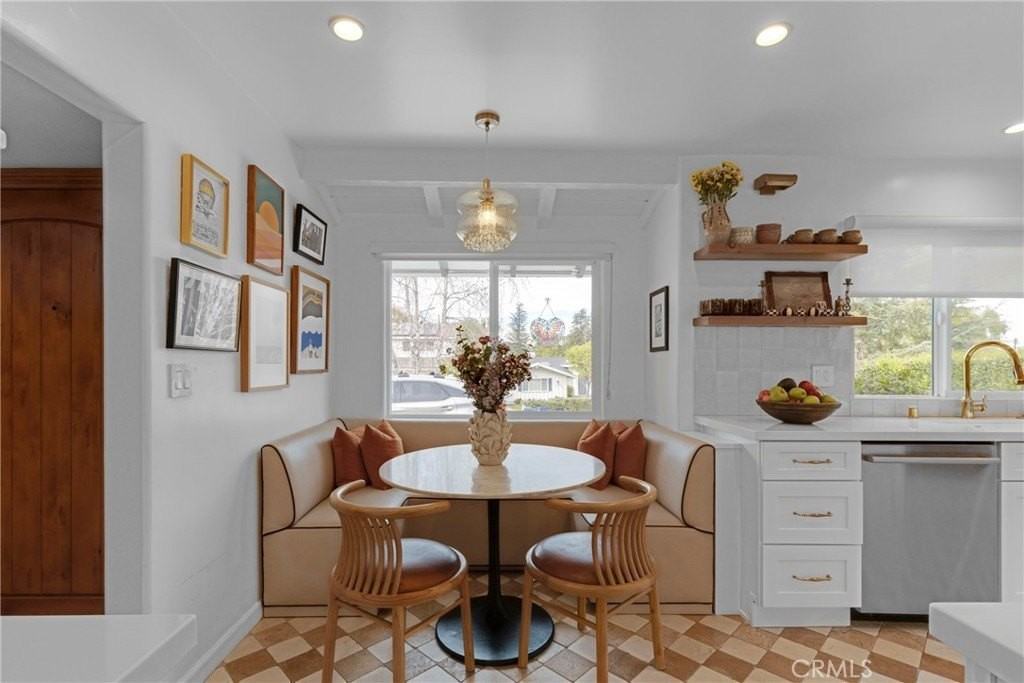 23936 Nomar St - Photo 3 of 20