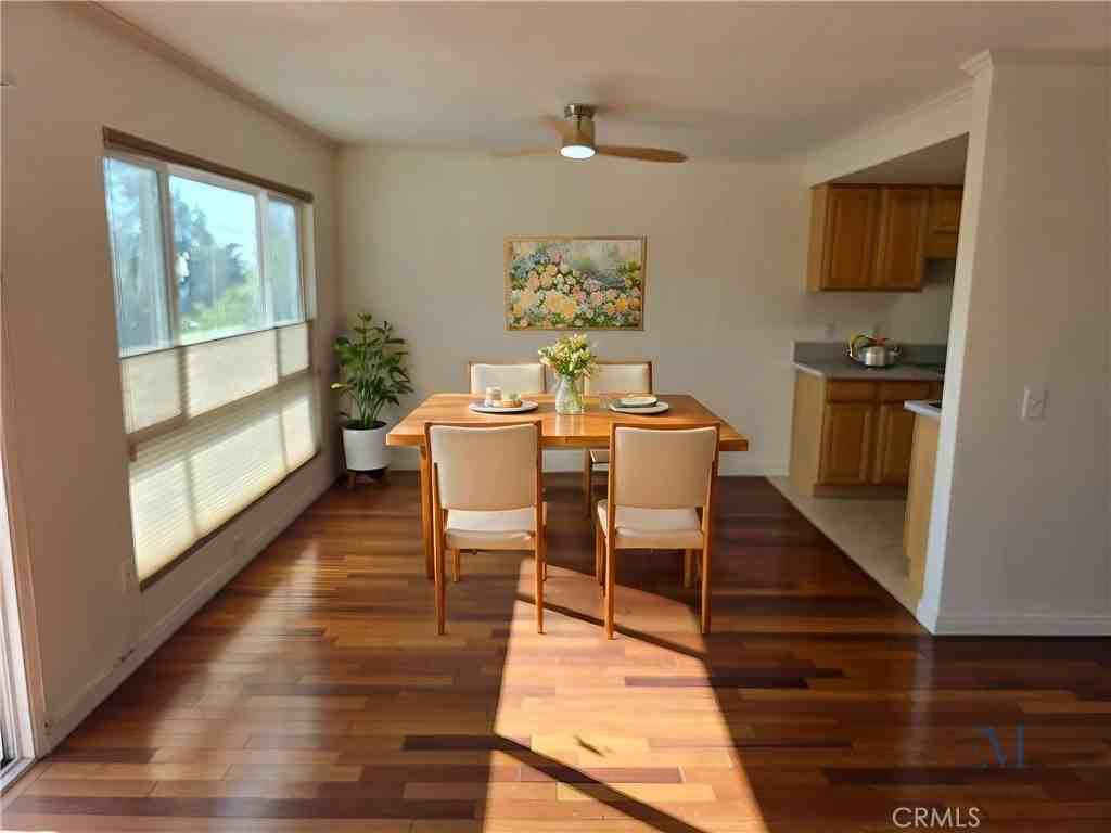 702 Park Ave #305 - Photo 5 of 17