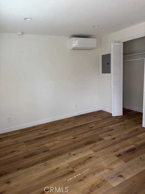 7513 Topeka Dr - Photo 4 of 15