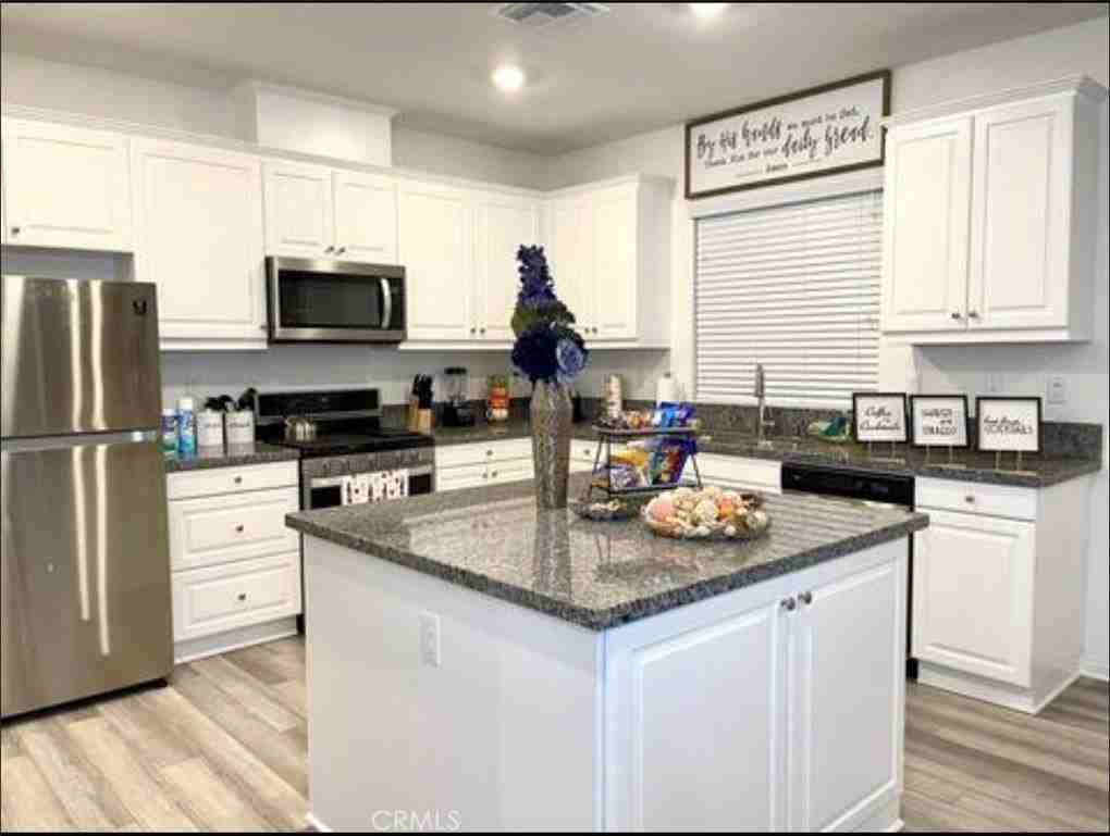 7815 Montecito Ln - Photo 4 of 18