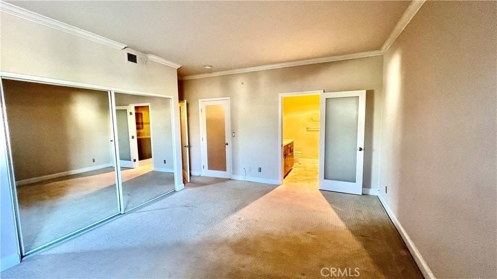 10535 Ashton Ave - Photo 6 of 14