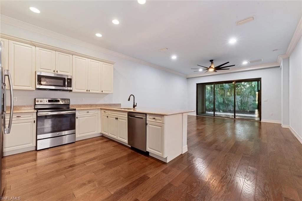 13419 Silktail Dr - Photo 2 of 19