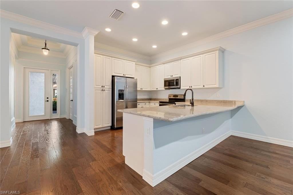 13419 Silktail Dr - Photo 5 of 19