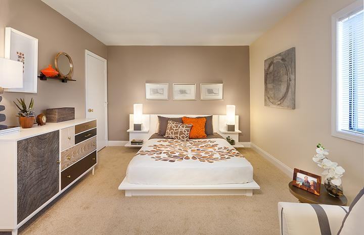 754 Norwest Dr - Photo 2 of 7