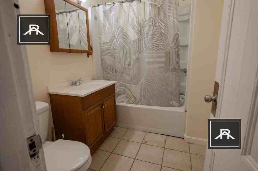 24 Trull St - Photo 5 of 9