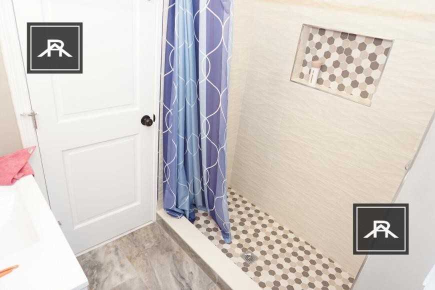 1912 Beacon St - Photo 7 of 10