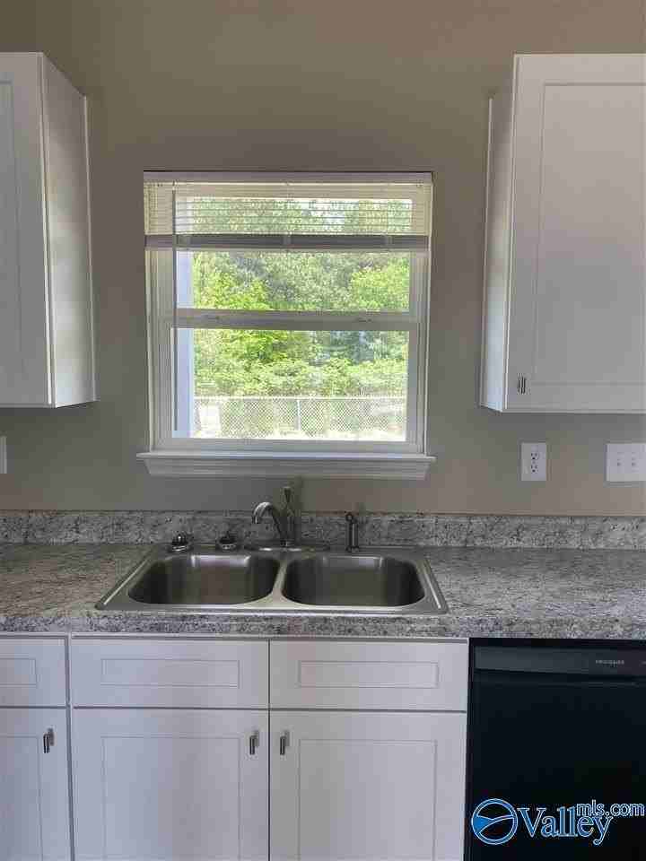 223B Fern Bank Dr - Photo 5 of 18