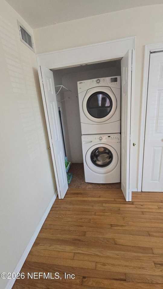 3665 Saint Johns Ave - Photo 7 of 20