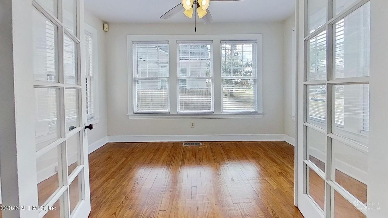 1651 Flagler Ave - Photo 7 of 25