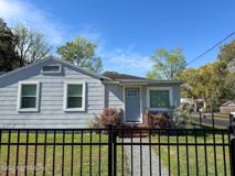 1368 Rensselaer Ave - Photo 1 of 1