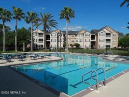featured image of 13810 Sutton Park Dr N #922