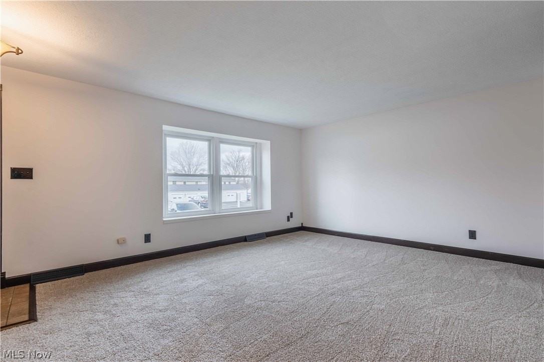 4599 Cox Dr Unit B - Photo 6 of 31