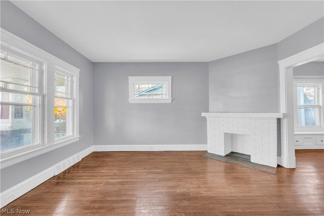 1239 W 115th St Apt 1 - Photo 5 of 22