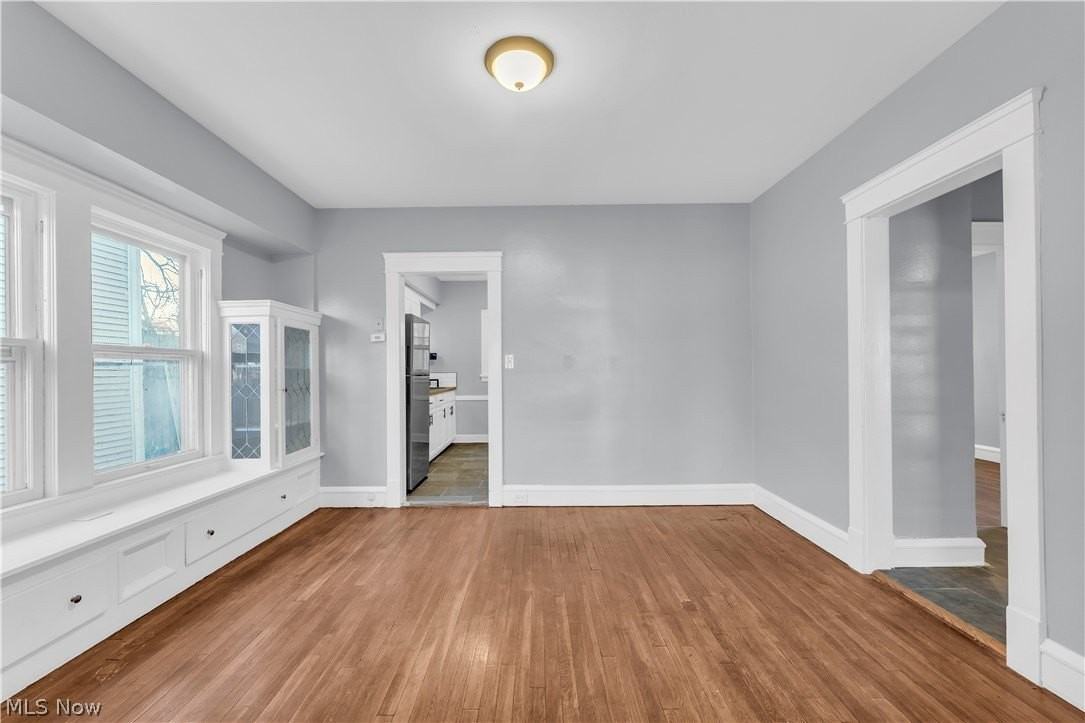 1239 W 115th St Apt 1 - Photo 7 of 22