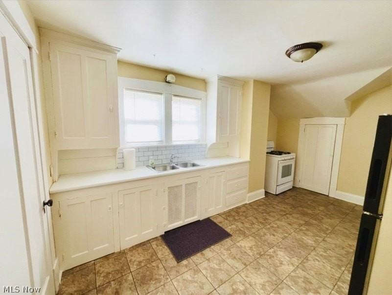 3114 Neosho Rd Unit Up - Photo 5 of 16