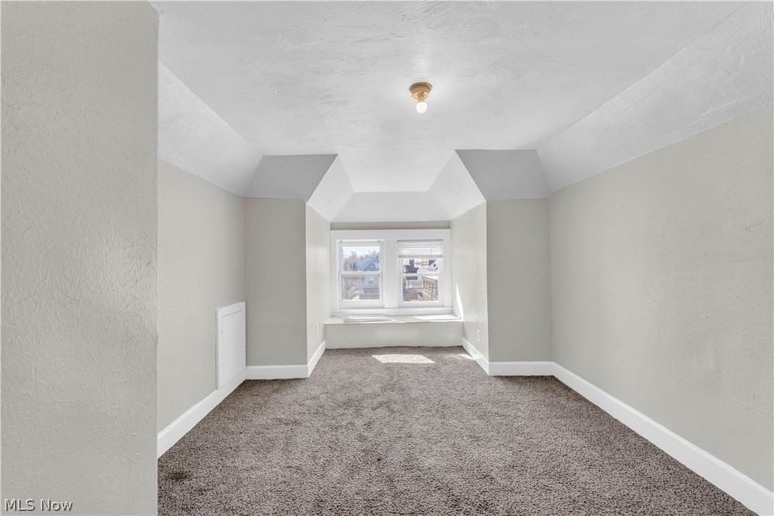 9720 Denison Ave Unit 2 - Photo 4 of 20