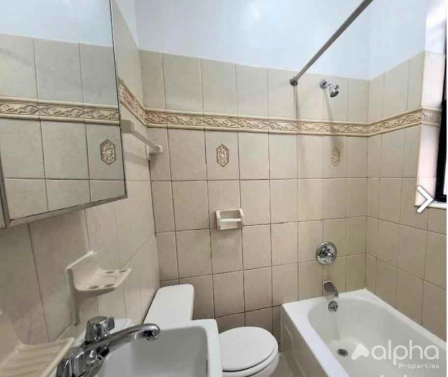 175 E 101st St - Photo 4 of 7