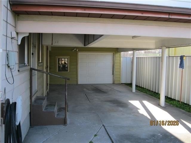 919 West Dr - Photo 2 of 13