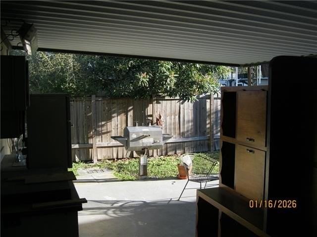 919 West Dr - Photo 3 of 13