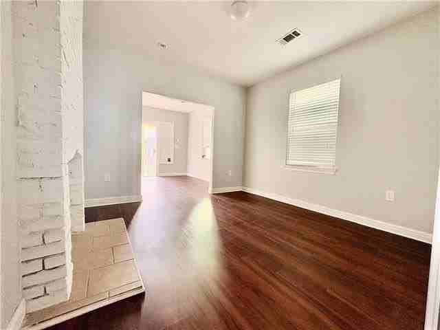 7931 Olive St - Photo 4 of 6