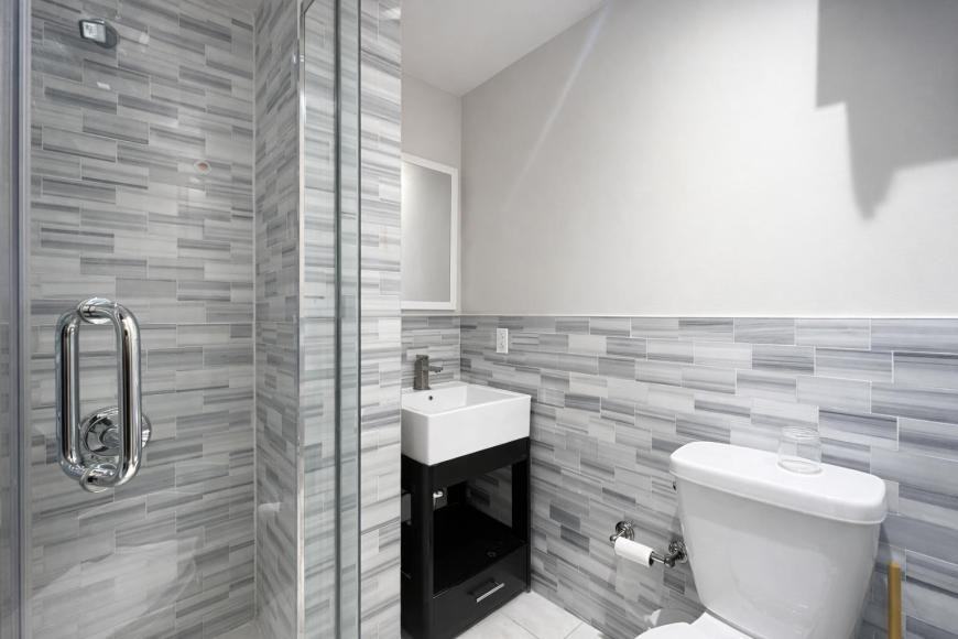 961 Columbus Ave - Photo 3 of 10