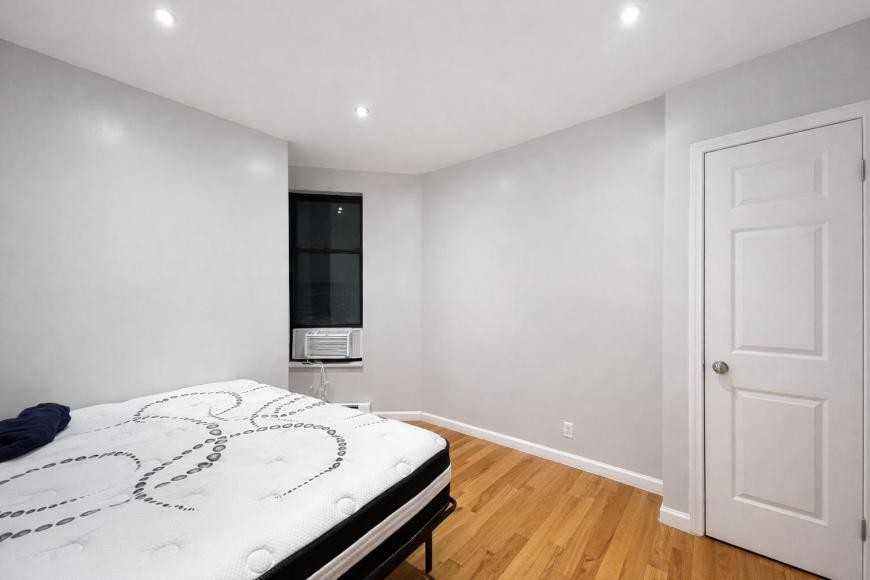 961 Columbus Ave - Photo 5 of 10