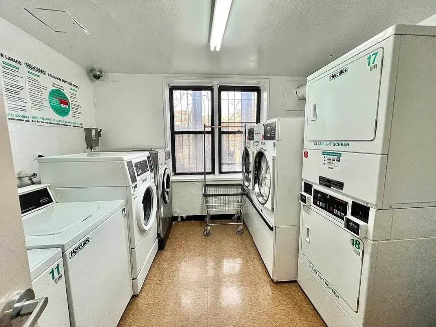 210 W 251st St - Photo 5 of 6