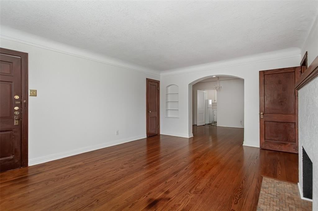 5918 La Vista Dr #3 - Photo 3 of 38