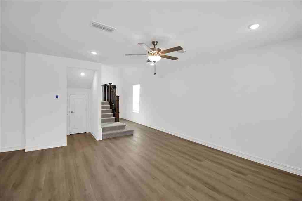 3900 Lynx Ct - Photo 5 of 29