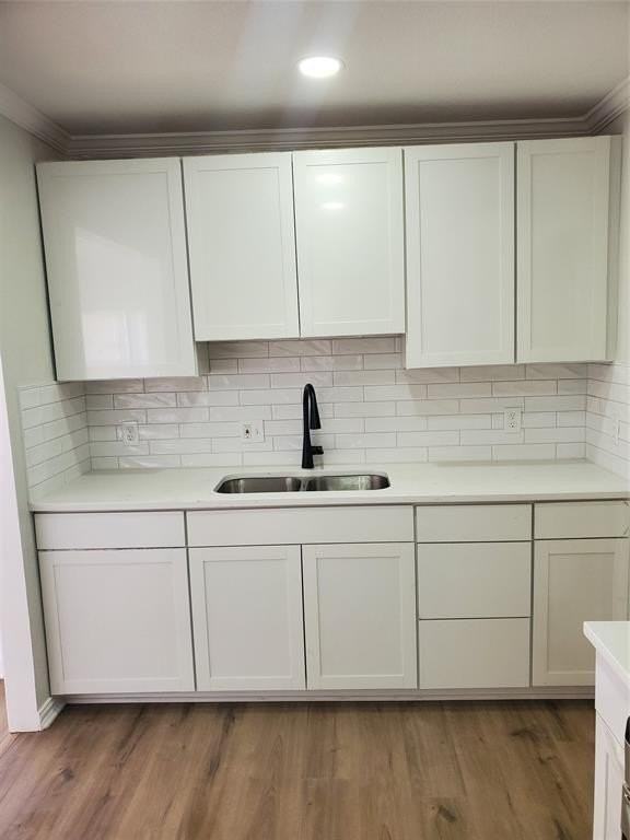 516 W Beach St - Photo 6 of 21