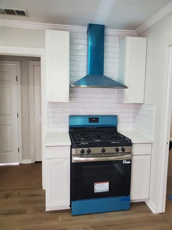 516 W Beach St - Photo 7 of 21