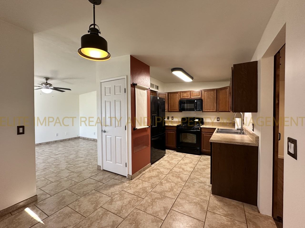 5223 E Lee St #1 - Photo 6 of 23