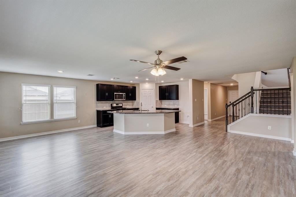 2700 Tobias Ln - Photo 3 of 22