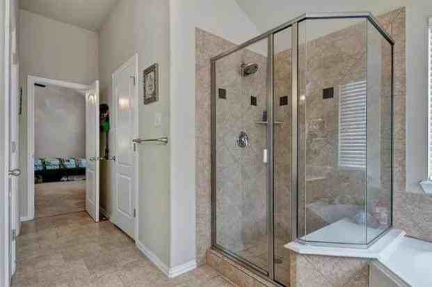 15028 Frisco Ranch Dr - Photo 4 of 22
