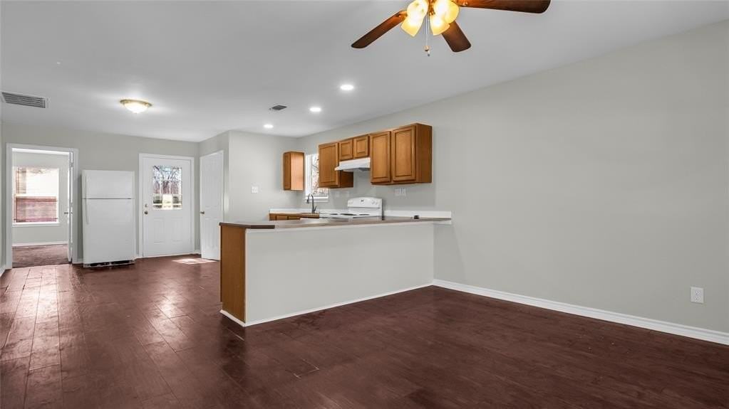 1602 W Elm St - Photo 2 of 36