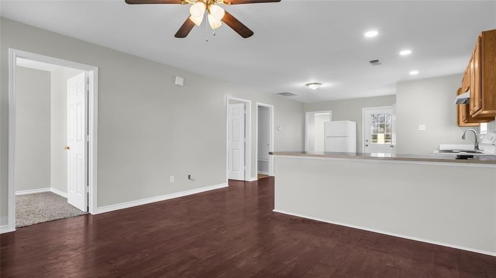 1602 W Elm St - Photo 3 of 36