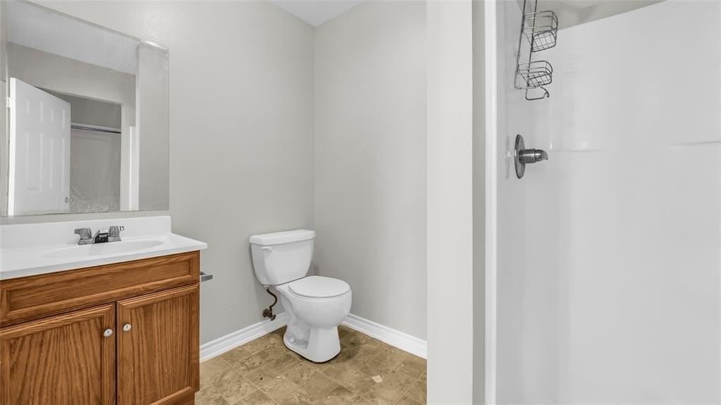 1602 W Elm St - Photo 5 of 36