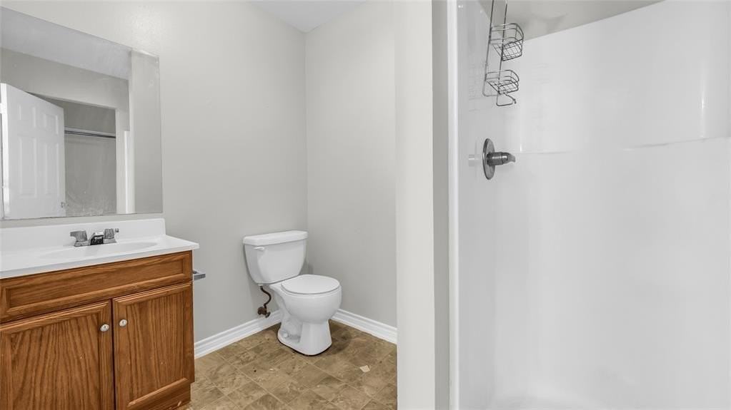 1602 W Elm St - Photo 6 of 36