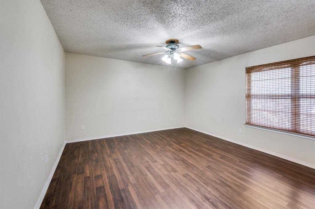 6917 Bennington Dr - Photo 7 of 12