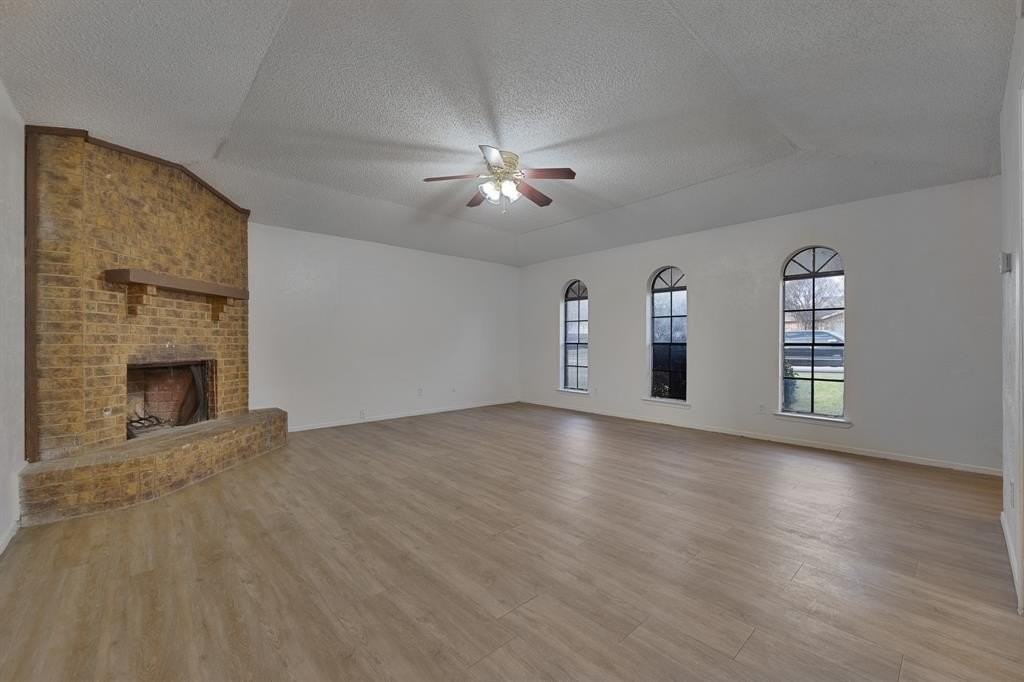 4534 Preston Trail Dr - Photo 4 of 22