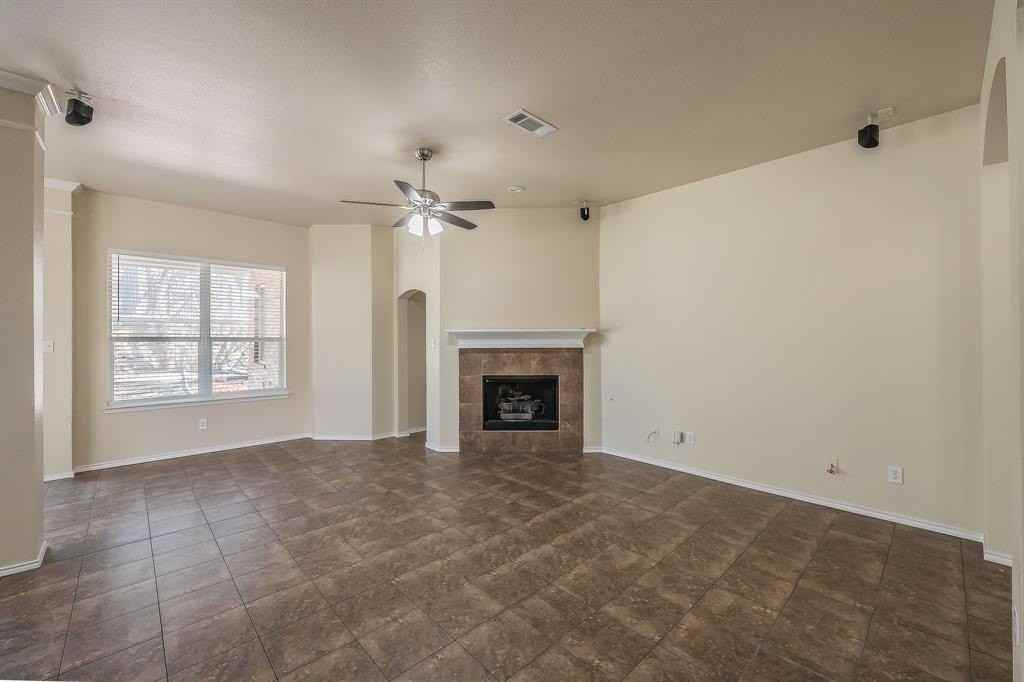 5720 Hilton Head Dr - Photo 6 of 23