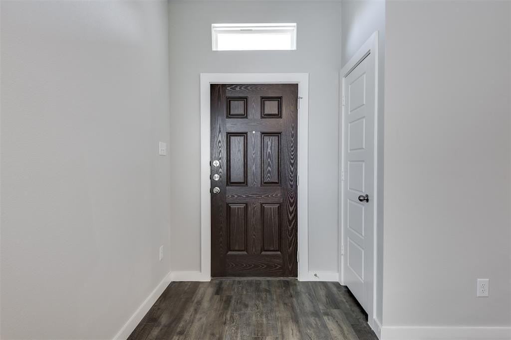 612 Wheatfield Dr - Photo 3 of 19